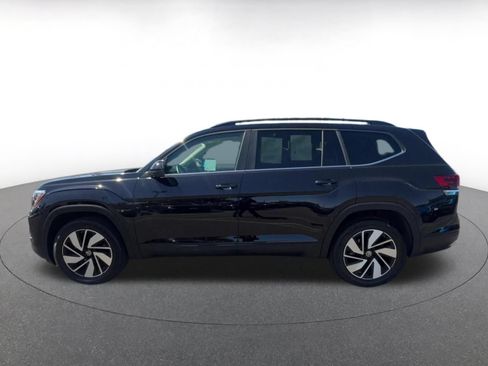 Used 2026 Volkswagen Atlas SE FWD image 9