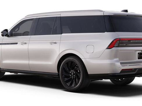 New 2025 Lincoln Navigator L Black Label image 25