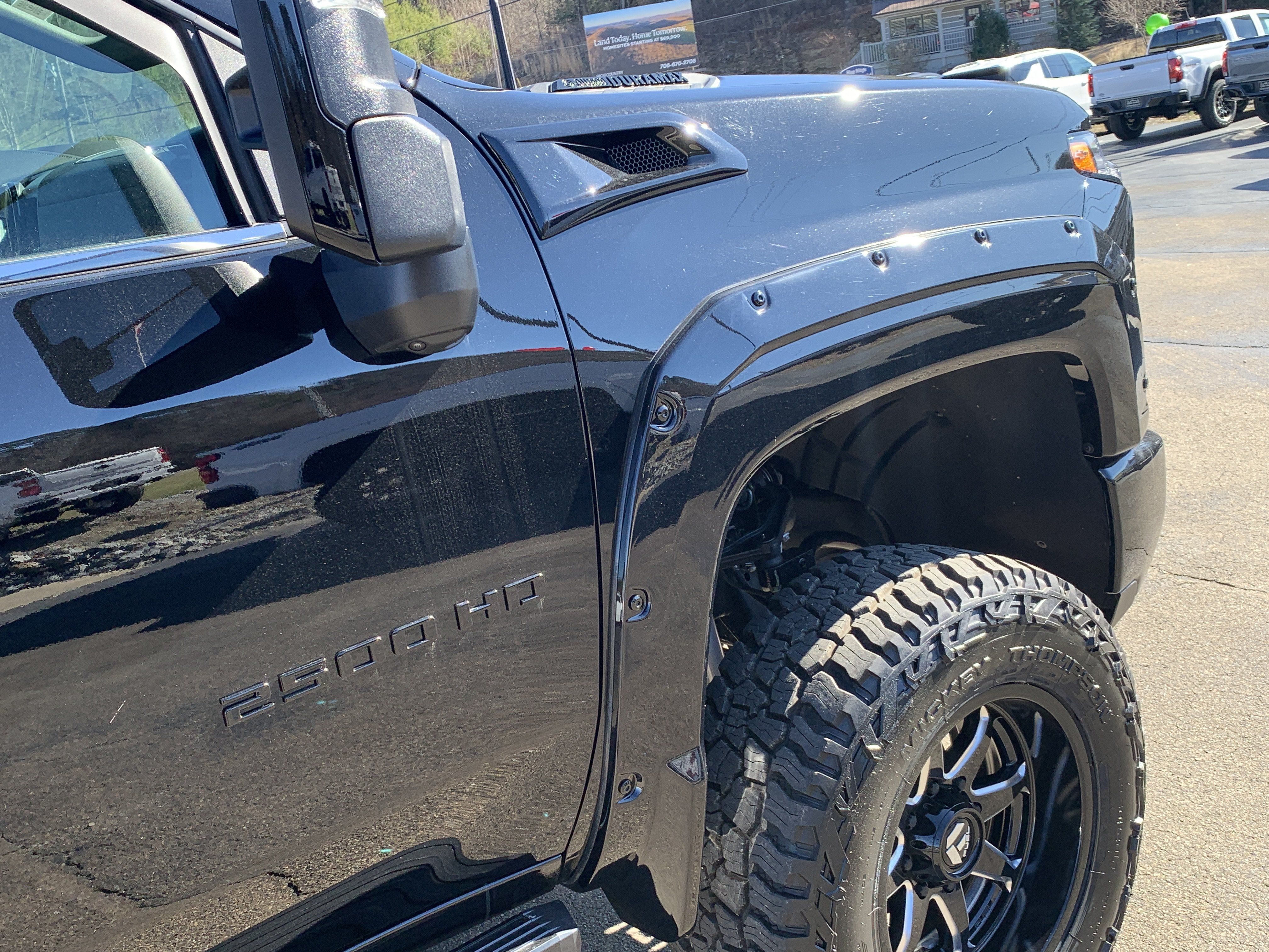 New 2025 Chevrolet Silverado 2500 LTZ w/ LTZ Premium Package AWD/4WD image 34