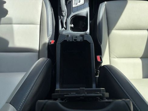 Used 2018 Toyota RAV4 Limited w/ Advanced Technology Package AWD/4WD image 17