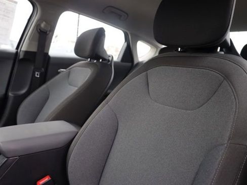 Certified 2025 Kia K4 LXS image 20