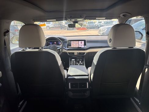 Certified 2025 Volkswagen Atlas Cross Sport SEL Premium R-Line image 27