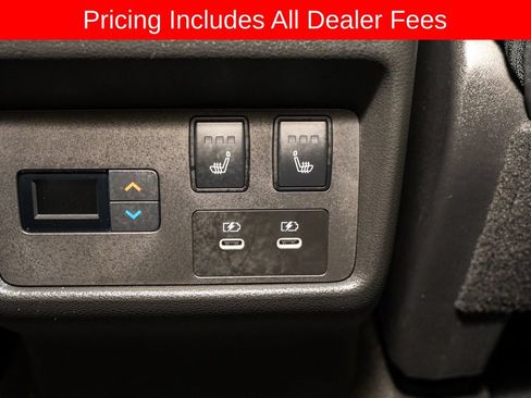 Certified 2024 Nissan Rogue Platinum w/ Platinum Premium Package FWD image 8