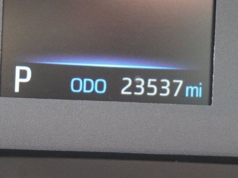 Certified 2025 Toyota Corolla LE image 8