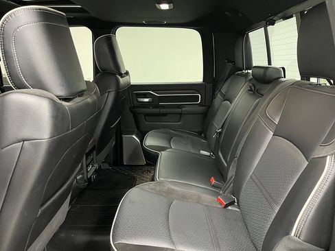 Used 2025 RAM 3500 Laramie AWD/4WD image 45