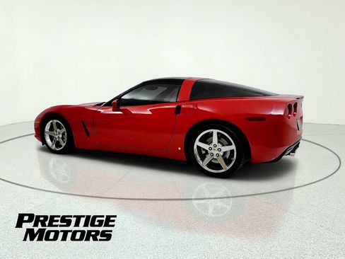 Used 2007 Chevrolet Corvette Coupe w/ Preferred Equipment Group RWD image 5