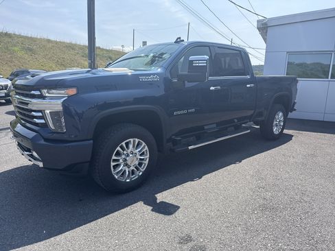 Used 2022 Chevrolet Silverado 2500 High Country AWD/4WD image 7