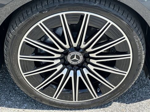 Certified 2025 Mercedes-Benz CLE 300 4MATIC Coupe image 13