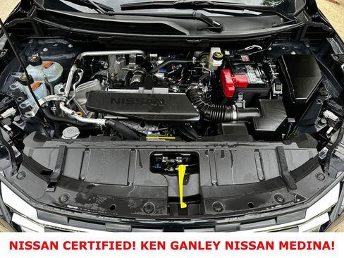 Certified 2026 Nissan Rogue SV AWD/4WD image 23