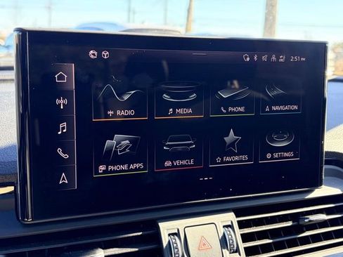 Certified 2022 Audi Q5 2.0T Premium Plus w/ Premium Plus Package image 9