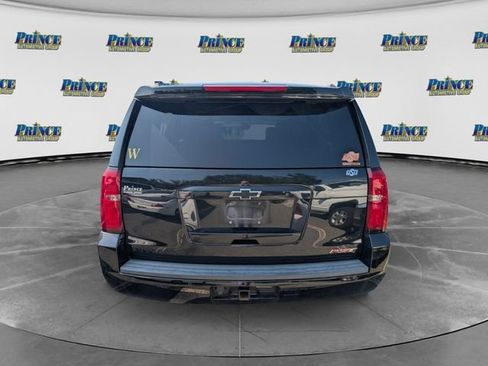 Used 2020 Chevrolet Suburban Premier w/ Premier 6.2L Value Package AWD/4WD image 4