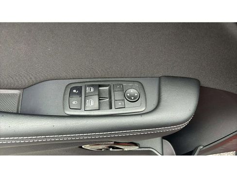 Used 2022 Dodge Challenger SRT Hellcat Redeye image 13