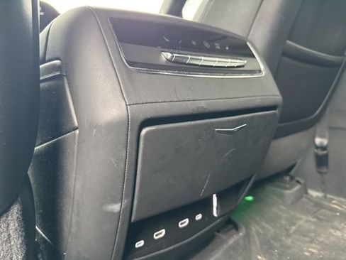 Used 2023 Cadillac Escalade Premium Luxury AWD/4WD image 14