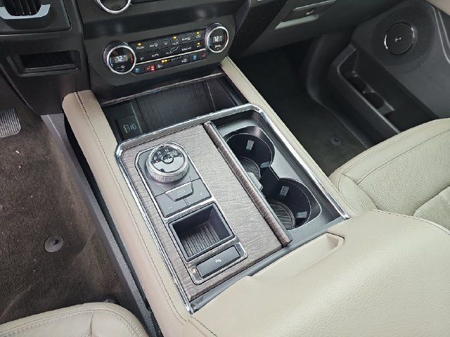 Certified 2020 Ford Expedition Limited RWD image 31