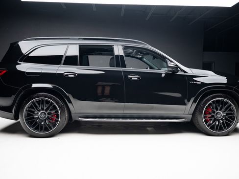 Used 2024 Mercedes-Benz GLS 63 AMG 4MATIC image 39