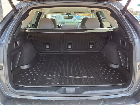 Used 2020 Subaru Outback Premium w/ Popular Package #1 image 11