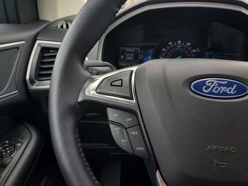 Used 2023 Ford Edge SEL w/ Convenience Package AWD/4WD image 13