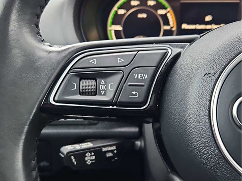 Used 2018 Audi A3 e-tron Prestige image 20
