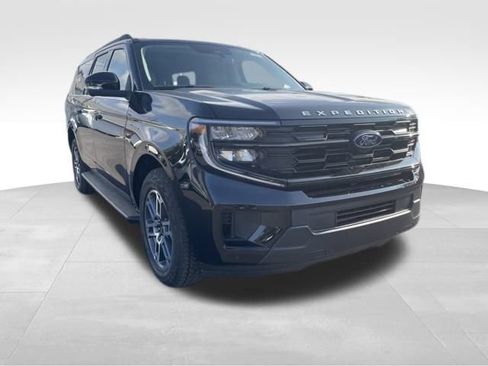 New 2026 Ford Expedition Max Active image 8