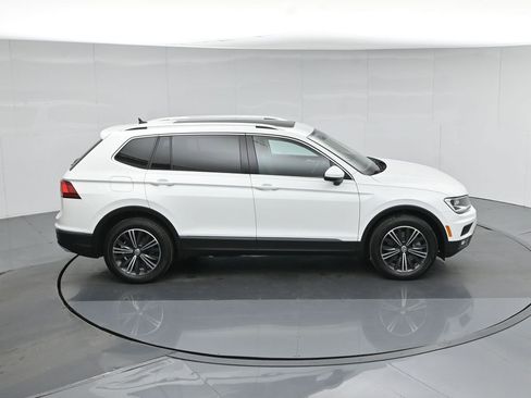 Used 2019 Volkswagen Tiguan SEL image 43