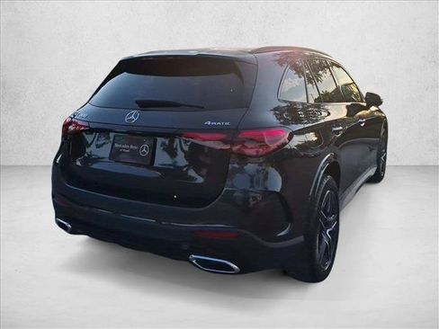 Used 2026 Mercedes-Benz GLC 300 4MATIC image 5