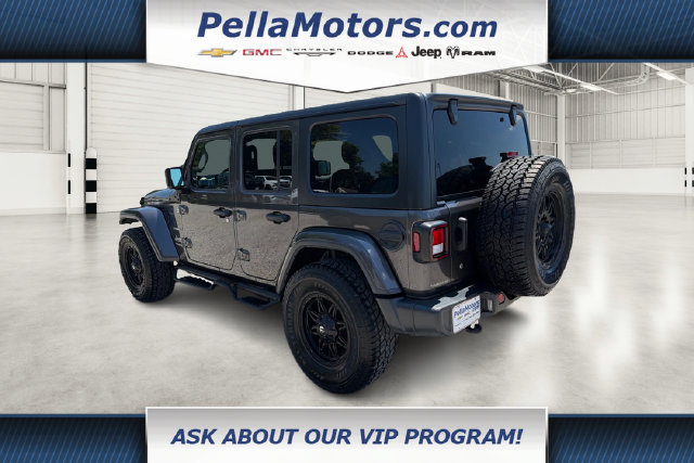 Used 2019 Jeep Wrangler Unlimited Sahara AWD/4WD image 5
