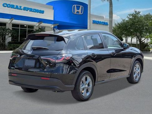 New 2026 Honda HR-V LX image 4