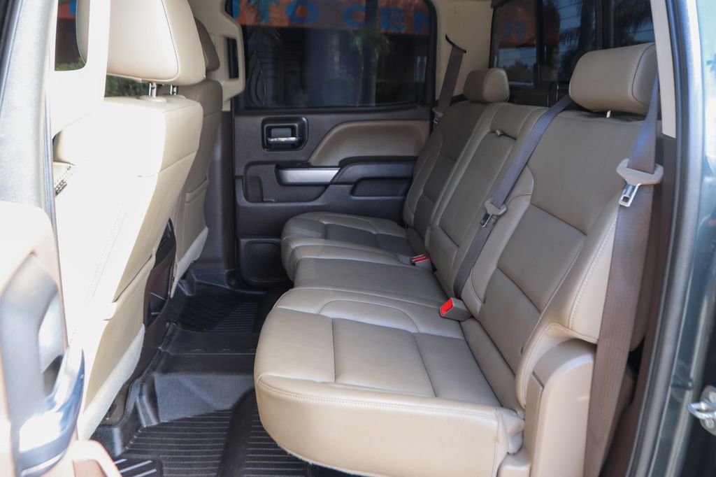 Used 2018 Chevrolet Silverado 1500 LTZ Z71 AWD/4WD image 36