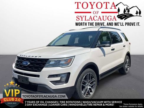 Used 2016 Ford Explorer Sport w/ Equipment Group 401A AWD/4WD image 1