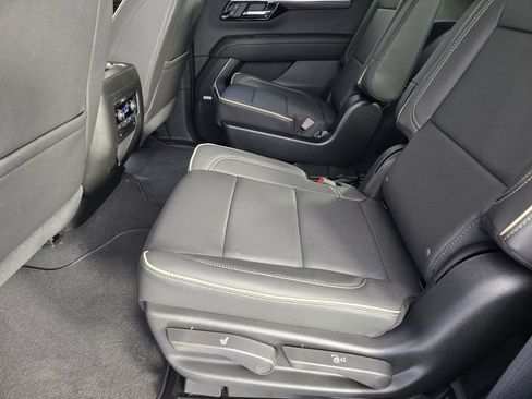 New 2026 Chevrolet Tahoe Premier w/ Sun And Tow Package AWD/4WD image 33