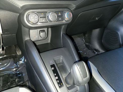 Certified 2025 Nissan Versa S w/ Trunk Package image 20