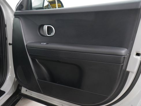 Certified 2024 Hyundai Ioniq 5 SE AWD/4WD image 9