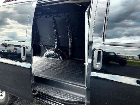 Used 2018 Chevrolet Express 2500 2500 Cargo w/ Driver Convenience Package image 9