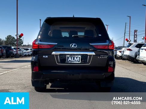 Used 2018 Lexus LX 570 4WD image 5