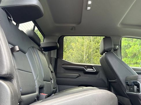 Used 2023 GMC Sierra 1500 SLT w/ SLT Premium Package AWD/4WD image 33