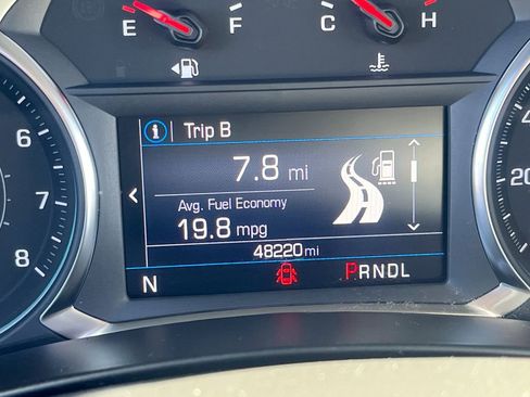 Used 2022 Chevrolet Equinox LT w/ Driver Convenience Package image 30