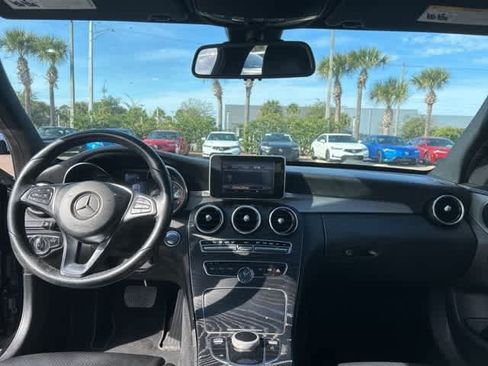 Used 2018 Mercedes-Benz C 300 Sedan image 8