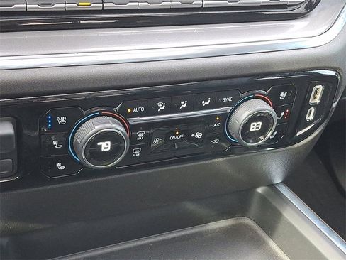 Used 2024 Chevrolet Silverado 3500 High Country w/ High Country Premium Package image 18