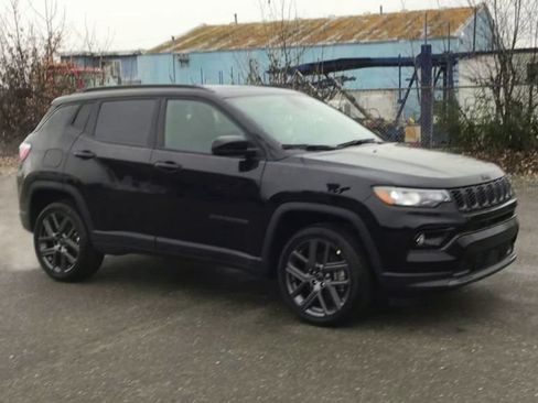 New 2026 Jeep Compass Limited w/ Sun, Sound & Navigation Group AWD/4WD image 2