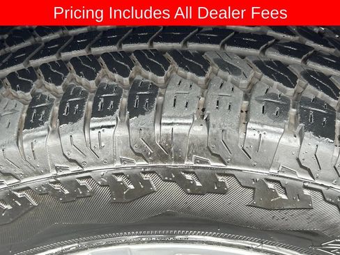Used 2024 GMC Sierra 1500 Denali w/ Technology Package AWD/4WD image 33