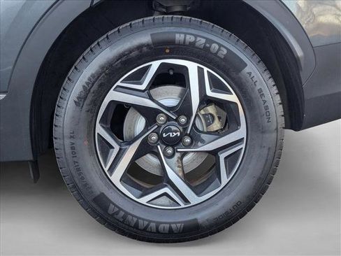 Used 2023 Kia Sportage LX image 23