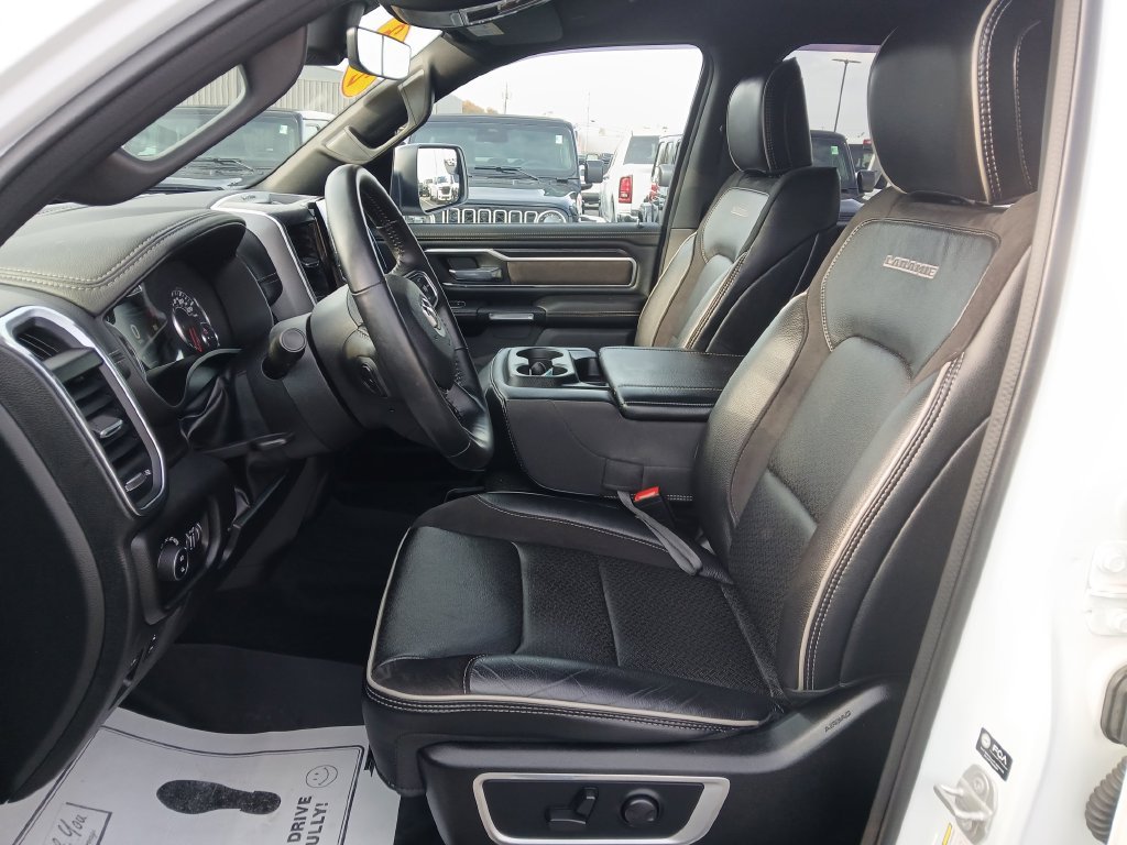 Used 2023 RAM 1500 Laramie AWD/4WD image 11