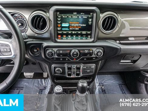 Used 2023 Jeep Gladiator Overland AWD/4WD image 39