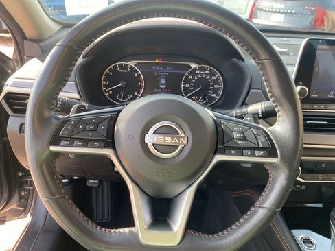 Used 2024 Nissan Altima 2.5 SR image 26