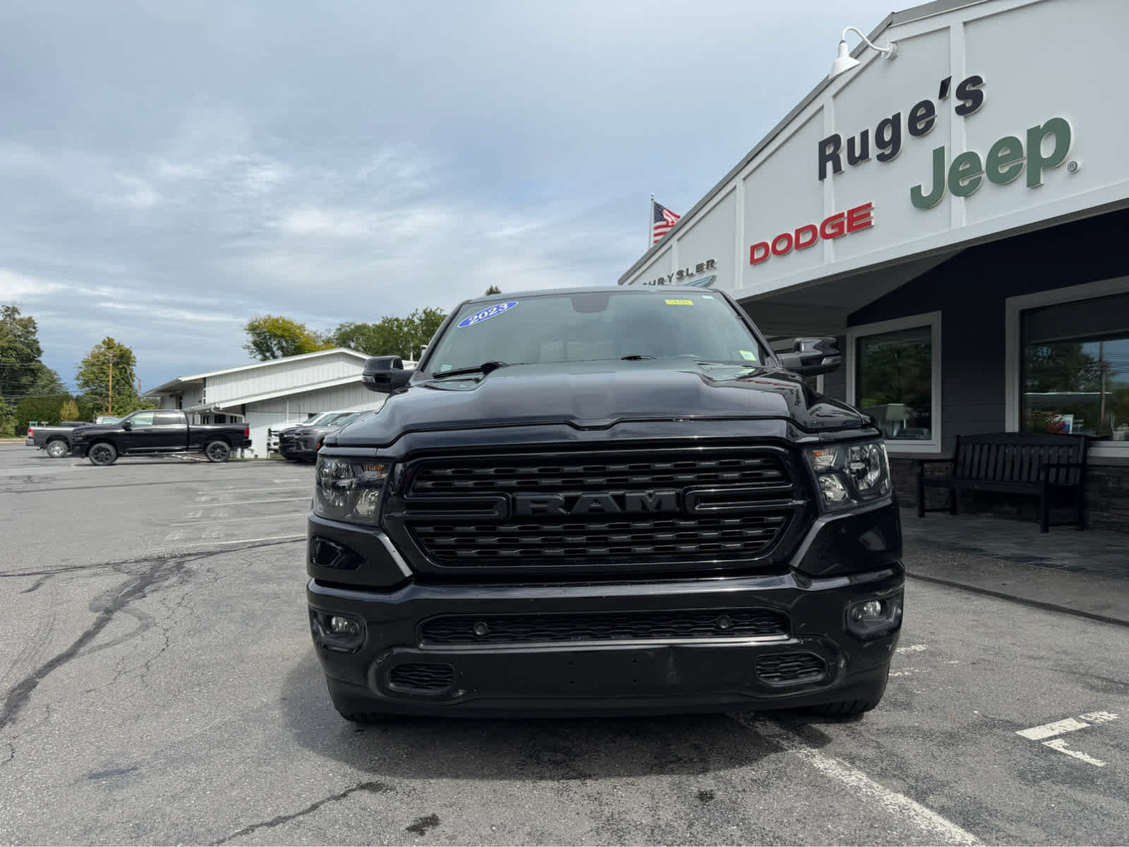 Used 2023 RAM 1500 Big Horn AWD/4WD image 9
