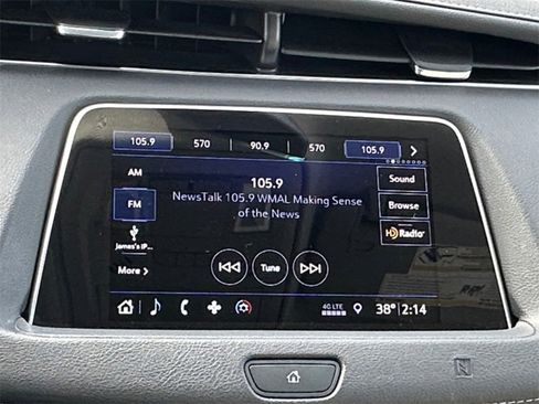 Used 2019 Cadillac XT4 Luxury w/ Cold Weather Package image 14