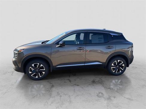 New 2026 Nissan Kicks SV w/ Cold Weather Package image 2