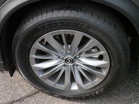 Used 2024 MAZDA CX-90 Plug-In Hybrid w/ Preferred image 15