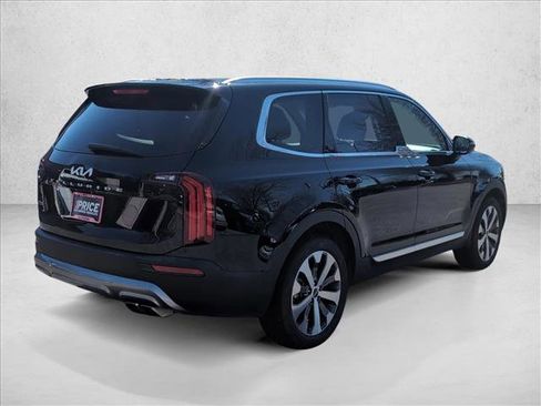 Used 2022 Kia Telluride EX w/ EX Premium Package image 5