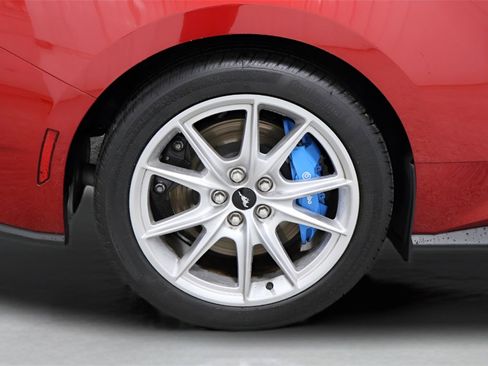 Used 2024 Ford Mustang GT Premium image 32